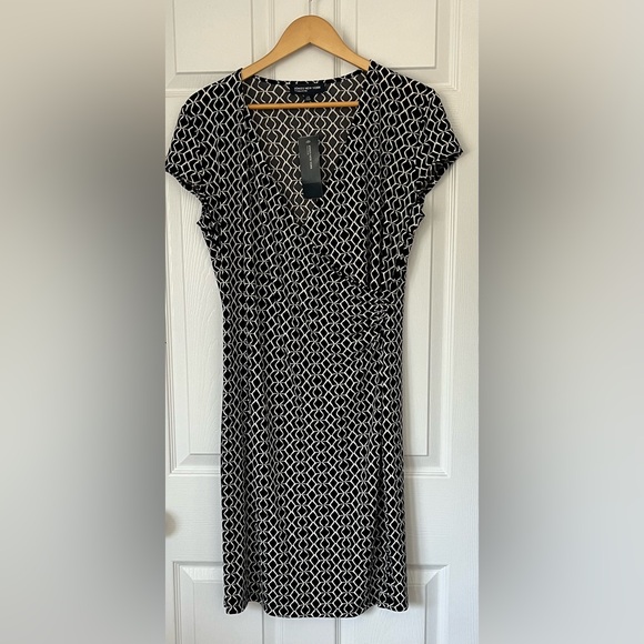 Jones New York Dresses & Skirts - New Jones of New York Dress